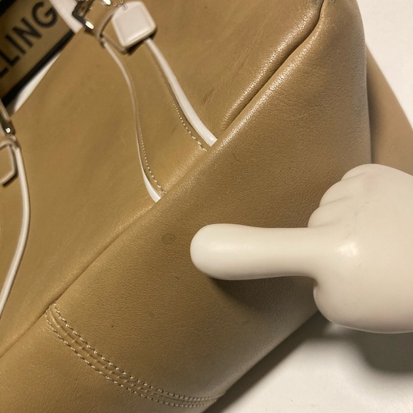 Coach Hampton beige/tan with white accents - Picture 4 of 11